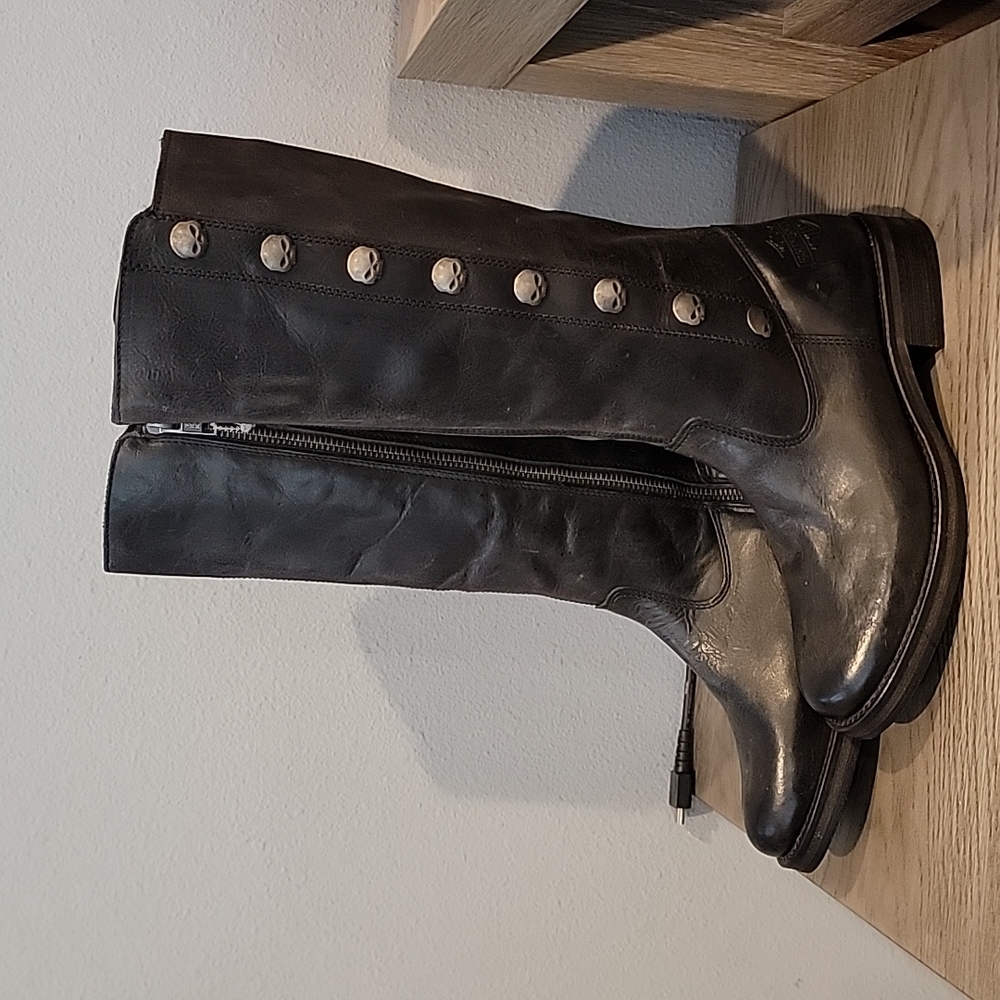 Harley-Davidson Capstan Black Leather Motorcycle boots. Size 5. NWOT